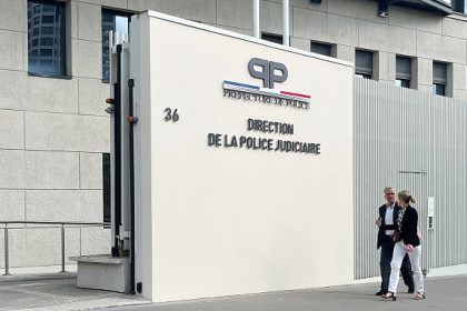 Accusés de violences sexuelles, les cinéastes Benoît Jacquot et Jacques Doillon en garde à vue à Paris