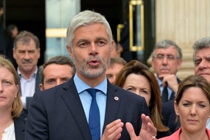 Retour de Laurent Wauquiez qui s’empare du groupe LR à l&rsquo;Assemblée