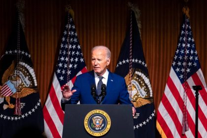 Joe Biden propose une réforme de la Cour suprême à l&rsquo;occasion de l&rsquo;anniversaire de la loi sur les droits civiques