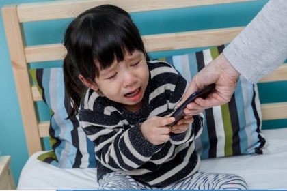 L&rsquo;utilisation de tablettes alimente la colère et les crises de colère chez les jeunes enfants, selon une étude
