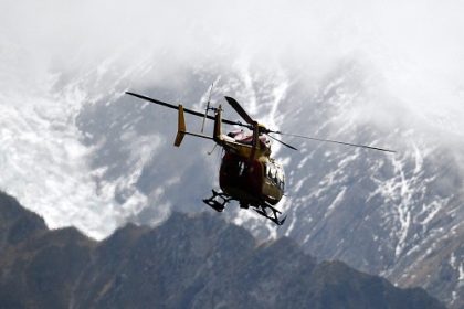 Mont-Blanc: un Français tué et deux Allemands recherchés après la chute d&rsquo;un bloc de glace