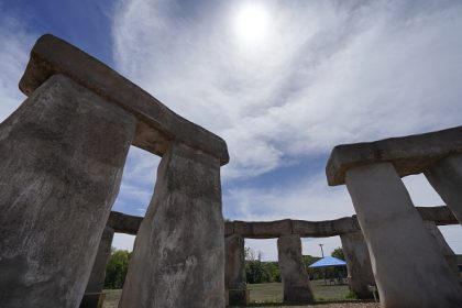 Préhistoire : la découverte de l&rsquo;origine de la dalle de Stonehenge surprend les scientifiques