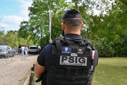 Gendarme tué dans un refus d&rsquo;obtempérer : le suspect va être déféré pour meurtre