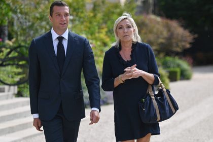 Le RN censurera un gouvernement de gauche, l&rsquo;absence de LFI « ne change strictement rien » pour Marine Le Pen