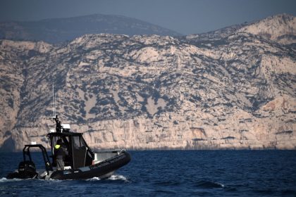 Marseille : quand des policiers invitent des jeunes des quartiers nord en excursion en mer