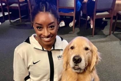 JO Paris 2024 : Beacon, l&rsquo;adorable golden retriever au service des gymnastes américaines