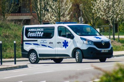 Collision dramatique d&rsquo;une Audi et d&rsquo;un pick-up dans le Gard, trois jeunes hommes meurent sur le coup