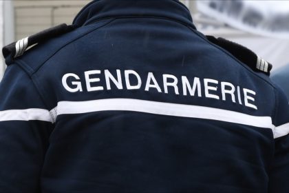 Hérault : un mineur de 15 ans poignarde plusieurs fois un couple de boulangers, l&rsquo;auteur déjà connu de la police