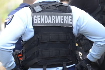 Vif émoi après la mort d&rsquo;Éric Comyn, l&rsquo;adjudant percuté lors d&rsquo;un refus d&rsquo;obtempérer