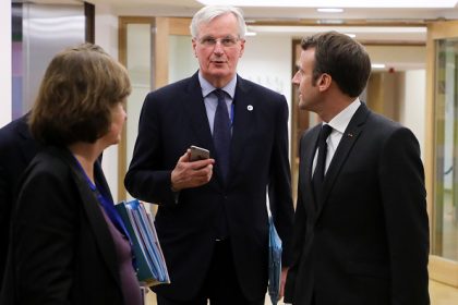 Les Français ne croient pas en l&rsquo;indépendance de Michel Barnier vis-à-vis d&rsquo;Emmanuel Macron ou du RN selon un sondage
