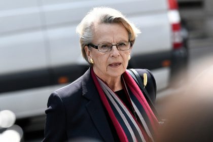 Prise illégale d&rsquo;intérêts : l&rsquo;ex-ministre Michèle Alliot-Marie condamnée à six mois de prison avec sursis