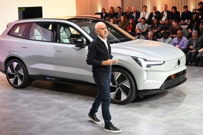 Volvo abandonne son projet de ne vendre que des voitures entièrement électriques d&rsquo;ici à 2030