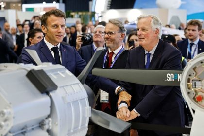 La popularité de Macron et Barnier au plus bas, selon un sondage Odoxa