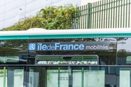 Val-d&rsquo;Oise : un bus s&rsquo;enflamme en pleine rue à Montmorency, une passagère évacuée