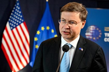 L&rsquo;UE estime que des divergences « importantes » subsistent avec la Chine dans les négociations sur les droits de douane des véhicules électriques