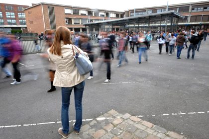Tourcoing : une dizaine de professeurs ont apporté leur soutien à l&rsquo;élève qui a giflé une enseignante