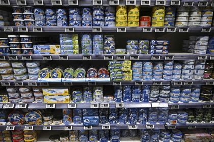 Menus scolaires : huit mairies décident de supprimer temporairement le thon, en raison de sa toxicité au mercure