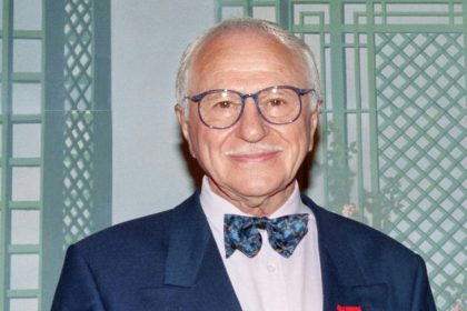 Michel Klein, célèbre vétérinaire du petit écran, est décédé à l&rsquo;âge de 103 ans