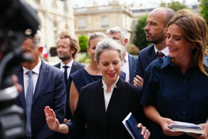 Législative dans l&rsquo;Isère : Lucie Castets pour remplacer le député LFI démissionnaire, accusé de violence sexuelle