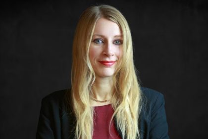 Angela McArdle, présidente du parti libertarien américain : « Le mouvement Rescue the Republic se donne pour mission de défendre les valeurs occidentales »