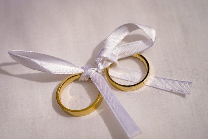 Seine-Maritime : l’élu d’une petite commune « remarie » ses parents, 60 ans après leur mariage