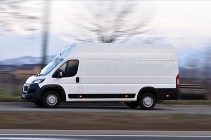 Drôme : deux morts dans une collision entre un poids lourd et un fourgon utilitaire