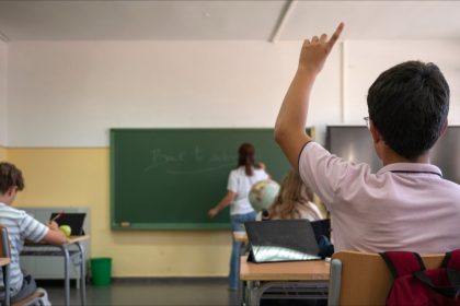 Yvelines : une professeure frappée par l&rsquo;un de ses élèves en plein cours dans un collège