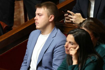 Foot France-Israël : Louis Boyard (LFI) demande l&rsquo;annulation, Bruno Retailleau maintient la rencontre