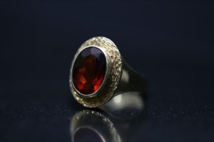 Un plongeur retrouve la bague d&rsquo;un homme de 83 ans, perdue dans l&rsquo;océan il y a 50 ans