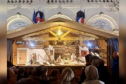 Béziers : la crèche de Noël dans la cour de l&rsquo;hôtel de ville pour la 11e année consécutive