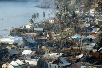 Cyclone à Mayotte : au moins onze morts, et la crainte d&rsquo;un bilan humain beaucoup plus « lourd »