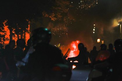 Seine-et-Marne : à Meaux, affrontements entre les policiers et les participants à un clip de rap non autorisé
