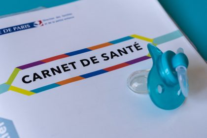 Mesurer l&rsquo;activité physique, l&rsquo;exposition aux écrans, les vaccins : voici le nouveau carnet de santé lancé au 1er janvier