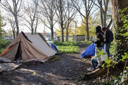 Titres de séjour : en Isère, les conséquences des procédures dématérialisées ont provoqué une « fabrique de sans-papiers »