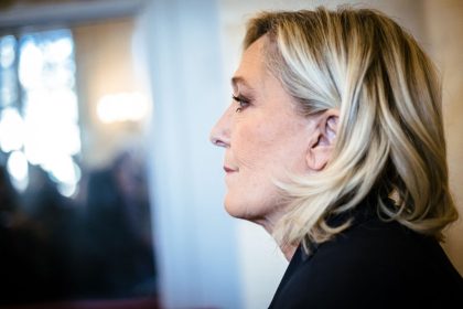 Dernière perche tendue au gouvernement pour éviter la censure, Marine Le Pen demande de renoncer à la désindexation des retraites