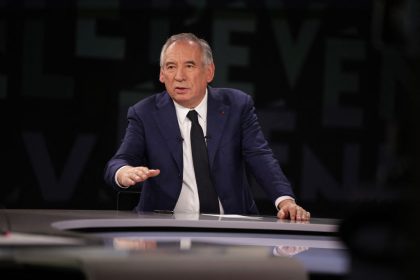 Budget : un emprunt national « est une possibilité » mais la décision n&rsquo;est « pas du tout prise », dit François Bayrou