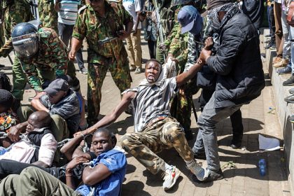 Kenya : arrestation de dizaines de manifestants appelant à la fin des enlèvements