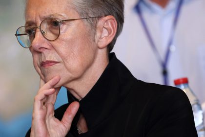 « Je ne sait pas ce que souhaite ou pourra porter Sébastien Lecornu », confie Élisabeth Borne