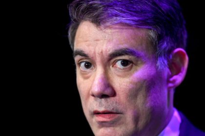 La gauche estime que François Bayrou n&rsquo;a respecté « aucune des conditions » du pacte de non-censure