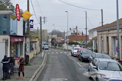 « Faillite annoncée, je suis dévastée » : 14 nouveaux panneaux stop font couler un tabac-presse à La Rochelle