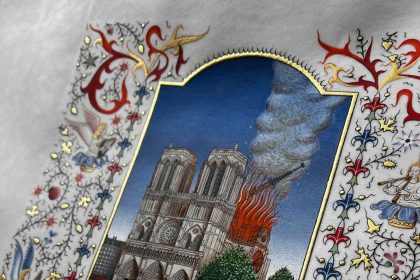 Plus de mille ans après les moines, Marie Lefèvre enlumine nos écrits, accomplissant un voyage intérieur