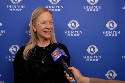 Shen Yun, « un niveau artistique juste au-delà de l’imaginable », estime une avocate