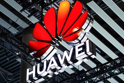 Les États-Unis inscrivent 16 entreprises sur une liste noire et renforcent les règles d&rsquo;exportation pour empêcher le détournement de puces électroniques vers la Chine