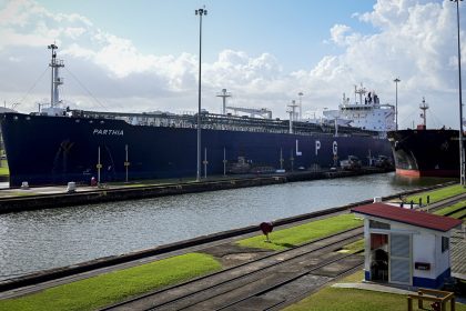 JP Morgan baisse la note du Panama, suite à la promesse de Donald Trump de récupérer le canal