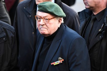 « Il a toujours servi la France » : Jordan Bardella rend hommage à Jean-Marie Le Pen