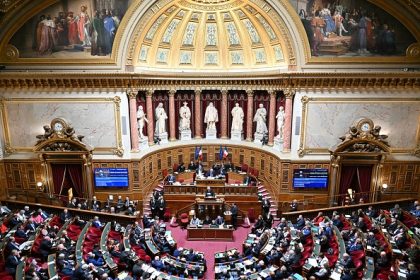 Le Sénat adopte un amendement pour supprimer certains avantages accordés aux anciens présidents et Premiers ministres