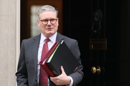 Attaques au couteau : Keir Starmer déplore la facilité pour obtenir ces armes, interdites aux mineurs, sur Internet