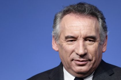 Immigration : François Bayrou évoque un « sentiment de submersion », mais ferme la porte à un référendum