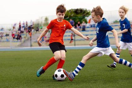 Tous les exercices ne sont pas égaux : les sports d&rsquo;équipe peuvent améliorer la cognition des enfants