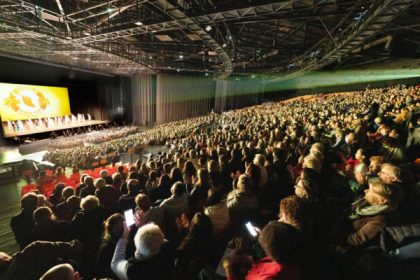 Shen Yun « m’a ouvert les yeux sur la complexité et la profondeur de la vie », confie un chercheur